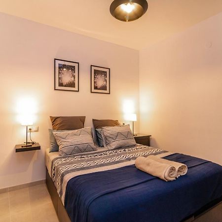 בנאלמדנה Lovely Cozy 2-Bedroom Residential Home With Patio מראה חיצוני תמונה